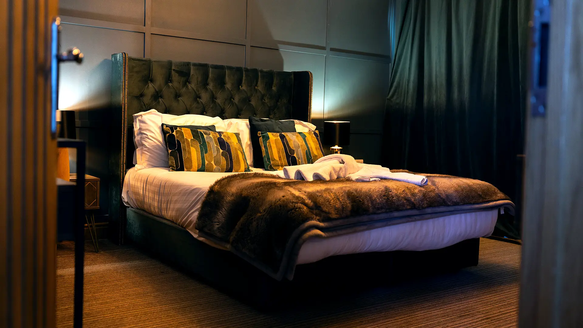 Deluxe hotel rooms at Gower Retreats